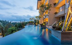 Seres Springs Resort & Spa, Singakerta